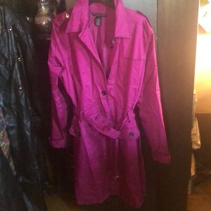 Cotton spandex rain coat burgundy Blk buttons front pockets Epaulet shlders